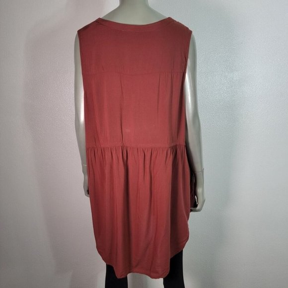 Torrid Top Plus Size 3X Rust Red Pockets Lightweight V-Neck Sleeveless Casual - Picture 4 of 6
